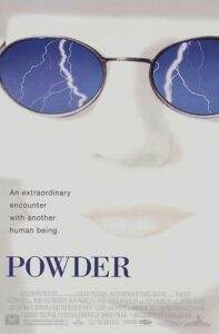 Harika Çocuk (Powder) 1995 izle